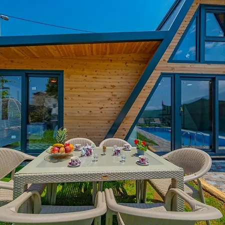 Zeynepsultan Apartman