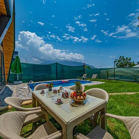 Zeynepsultan Apartment *